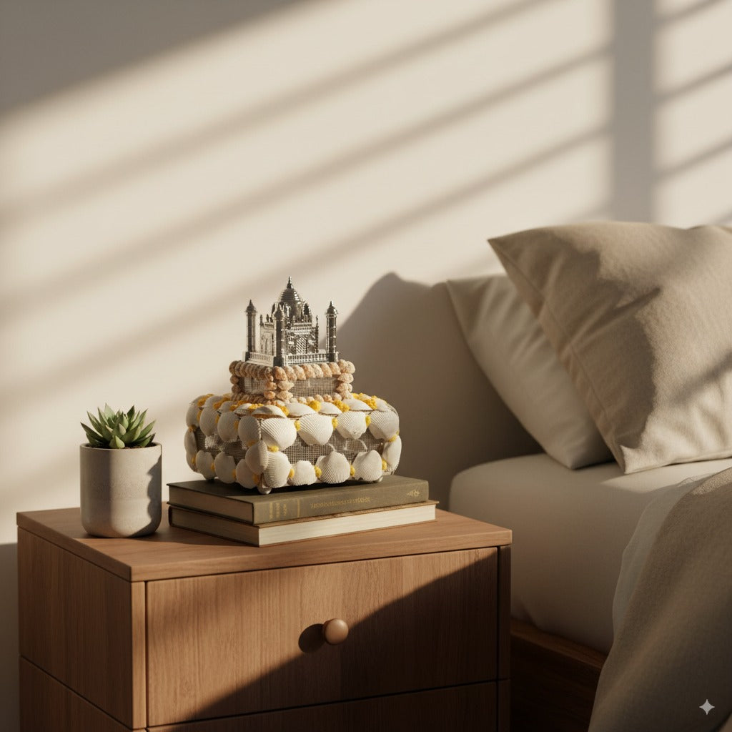 Taj Mahal Seashell Lamp